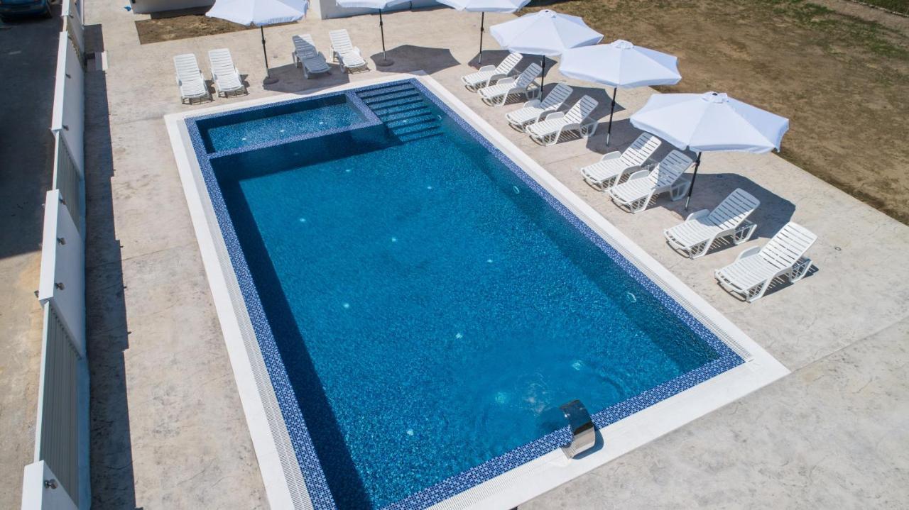 La Dolce Vita Residence Улцин Екстериор снимка