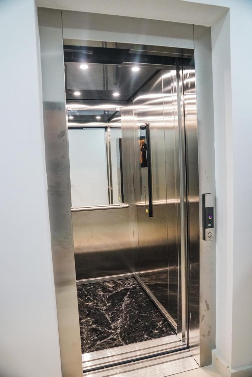 La Dolce Vita Residence Улцин Екстериор снимка