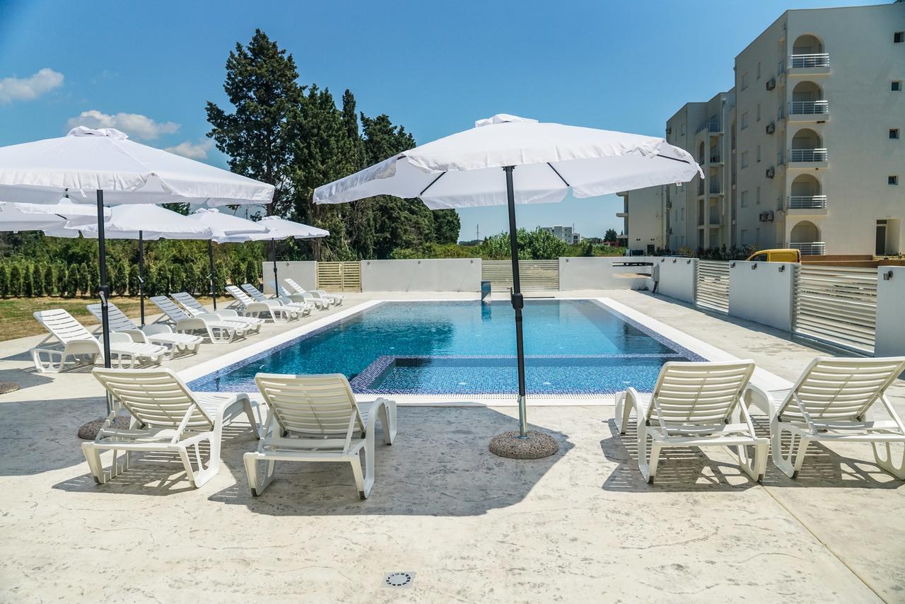 La Dolce Vita Residence Улцин Екстериор снимка