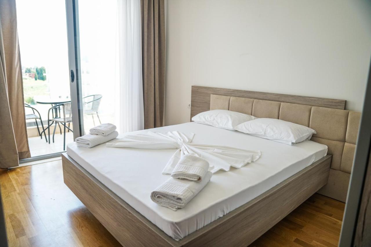 La Dolce Vita Residence Улцин Екстериор снимка